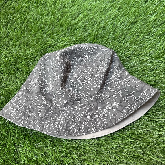 Lululemon Athletica Reversible Both Ways Bucket Hat - Picture 5 of 10